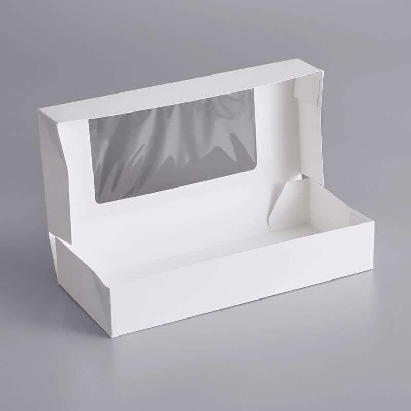 3.White rectangular pastry box