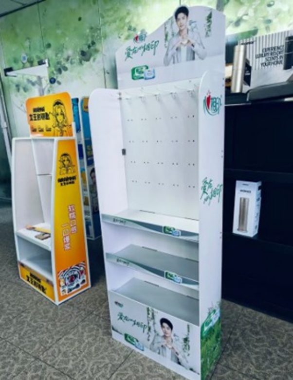 Why Choose Holidaypac’s Plastic Steel Display Racks?