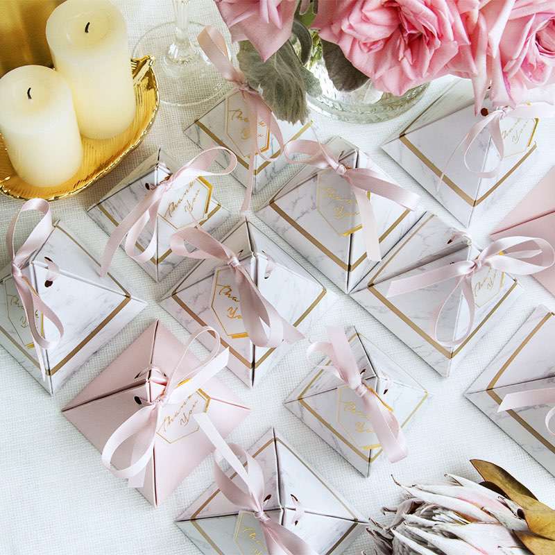 triangle quality favor boxes wedding boxes gift box with ribbon and tag